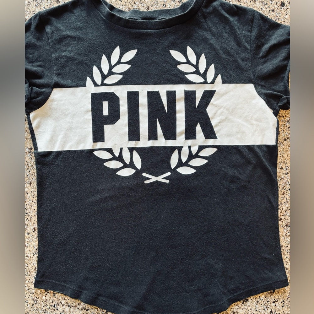 VS Pink T-shirt